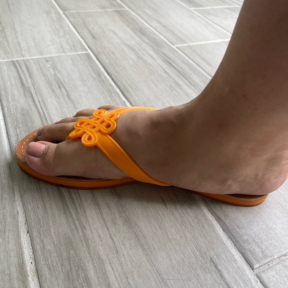 Adorable Sandals by Diane von Furstenberg - Picture 6 of 7